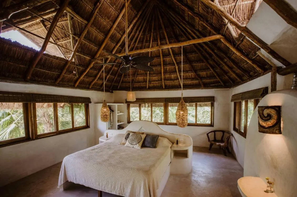 Beachfront Villa On Tulum Beach Hotel Zone Мексика